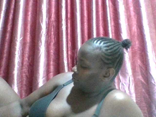 Blackbeauty001's BongaCams show and profile