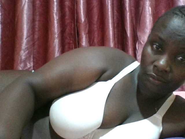 Blackbeauty001's BongaCams show and profile