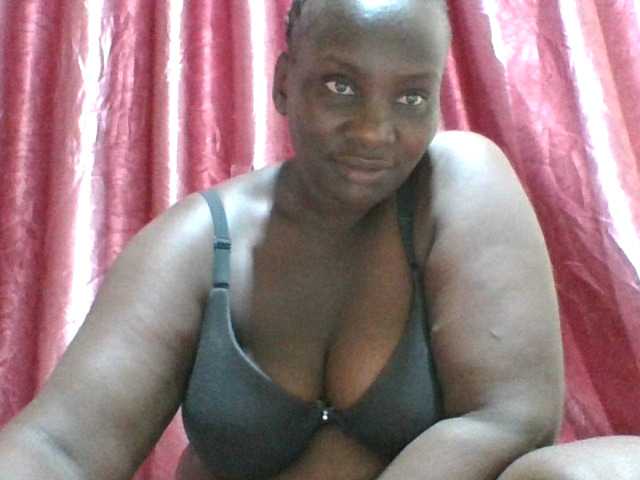 Blackbeauty001's BongaCams show and profile