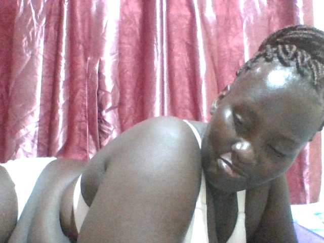 Blackbeauty001's BongaCams show and profile