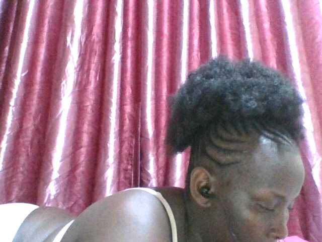 Blackbeauty001's BongaCams show and profile