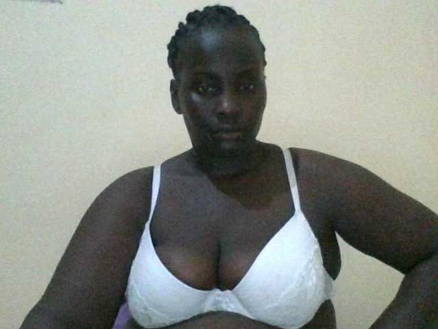 Blackbeauty001's BongaCams show and profile