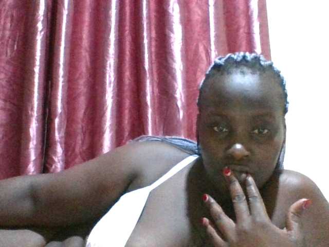 Blackbeauty001's BongaCams show and profile