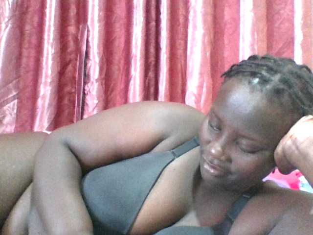 Blackbeauty001's BongaCams show and profile