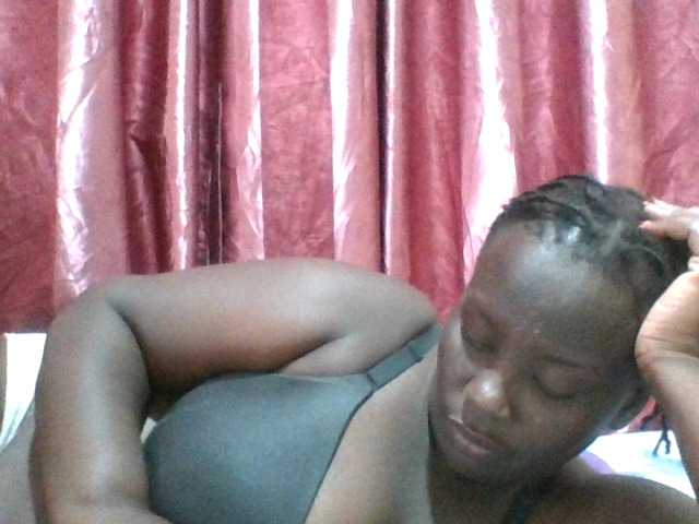 Blackbeauty001's BongaCams show and profile