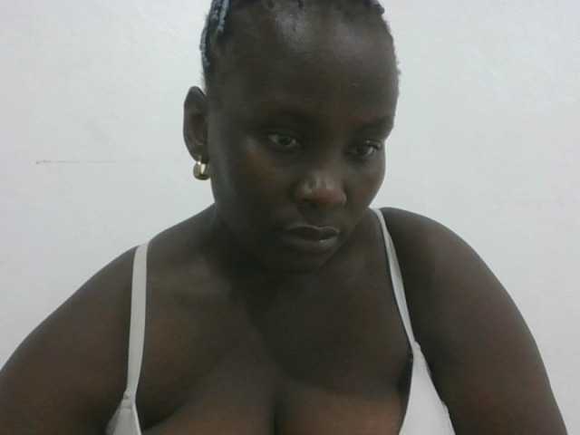 Blackbeauty001's BongaCams show and profile