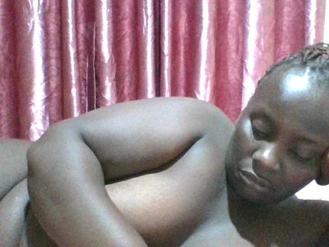 Blackbeauty001's BongaCams show and profile