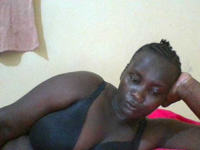 Blackbeauty001's BongaCams show and profile