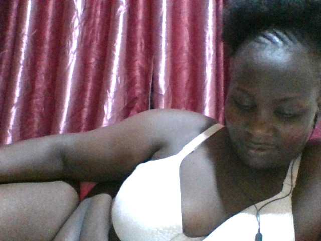 Blackbeauty001 webcam bongacams model stream image