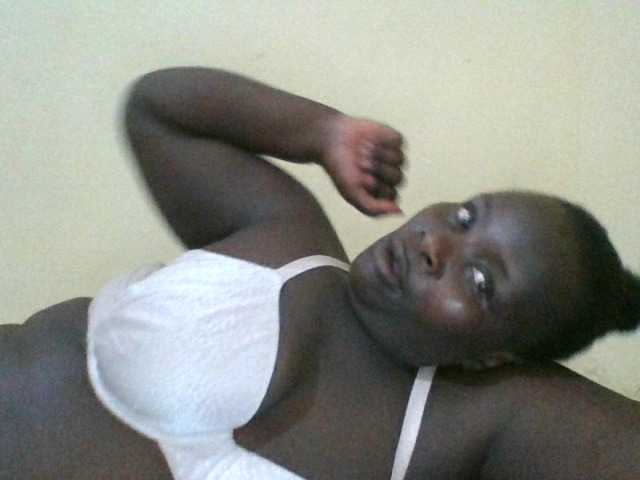 Blackbeauty001's BongaCams show and profile