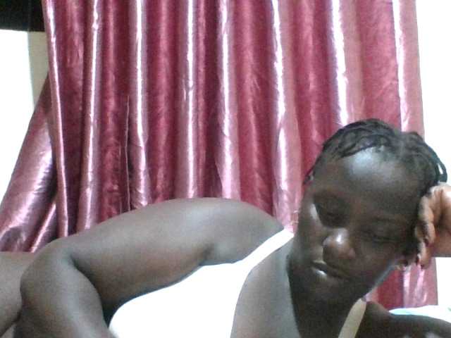 Blackbeauty001's BongaCams show and profile