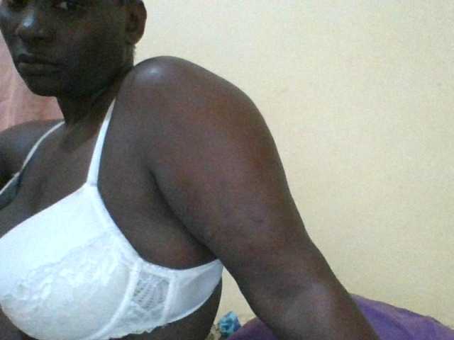 Blackbeauty001's BongaCams show and profile