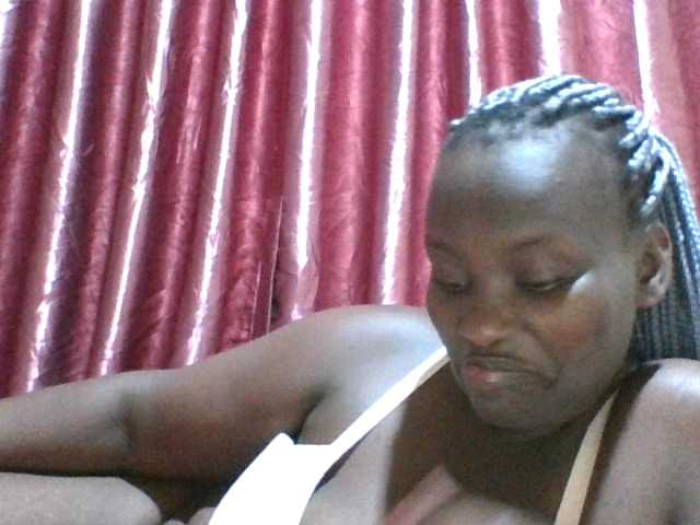 Blackbeauty001 webcam bongacams model stream image