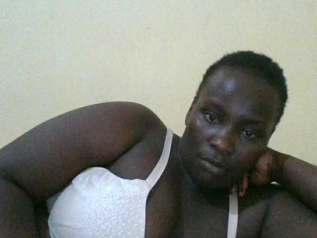 Blackbeauty001's BongaCams show and profile