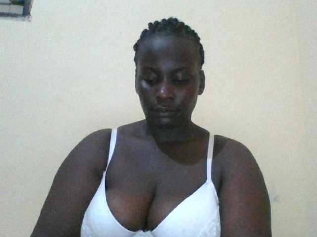 Blackbeauty001's BongaCams show and profile