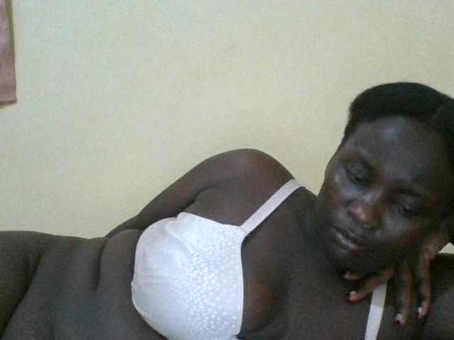 Blackbeauty001's BongaCams show and profile