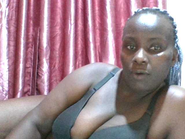 Blackbeauty001's BongaCams show and profile