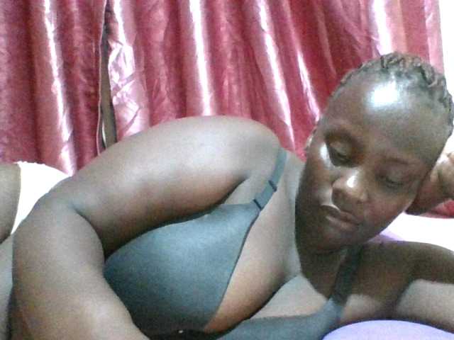 Blackbeauty001's BongaCams show and profile