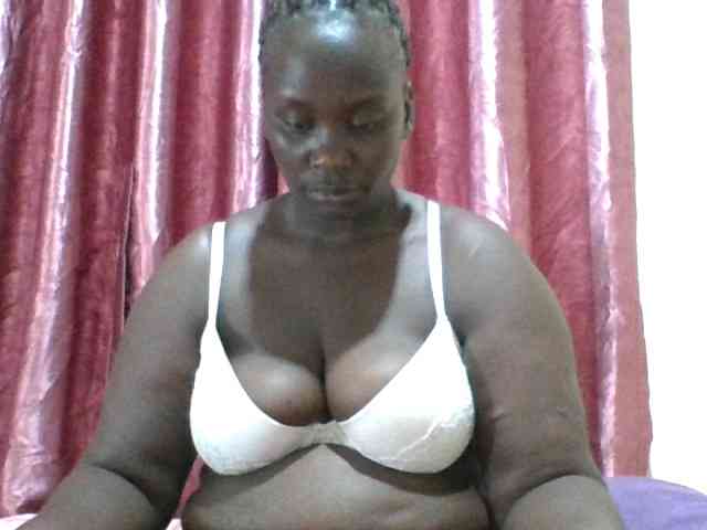 Blackbeauty001 Live Webcam on BongaCams