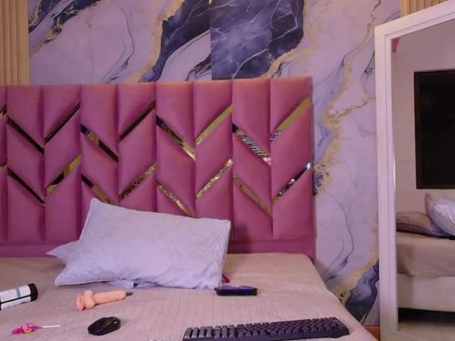 Beautifultattoogirl live cam