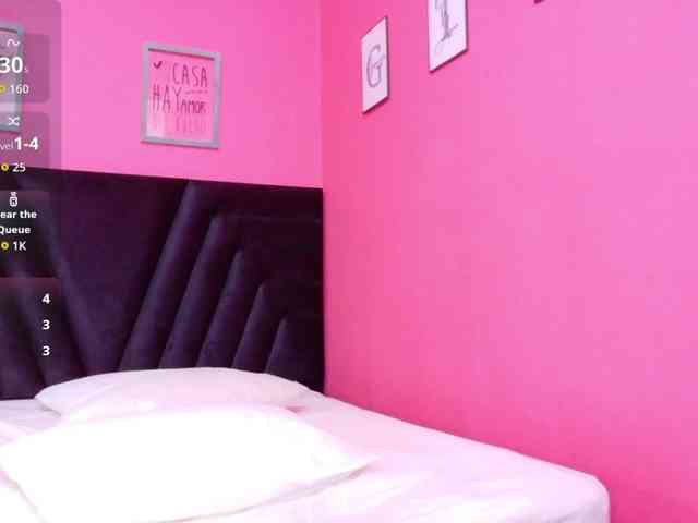 Beautifultattoogirl webcam