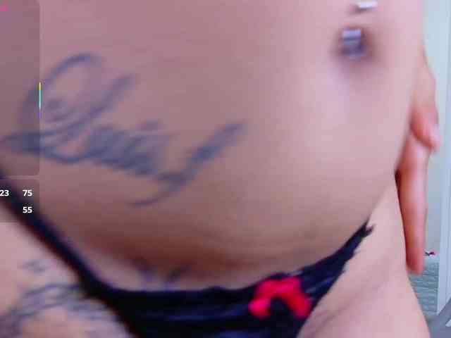 Beautifultattoogirl webcam