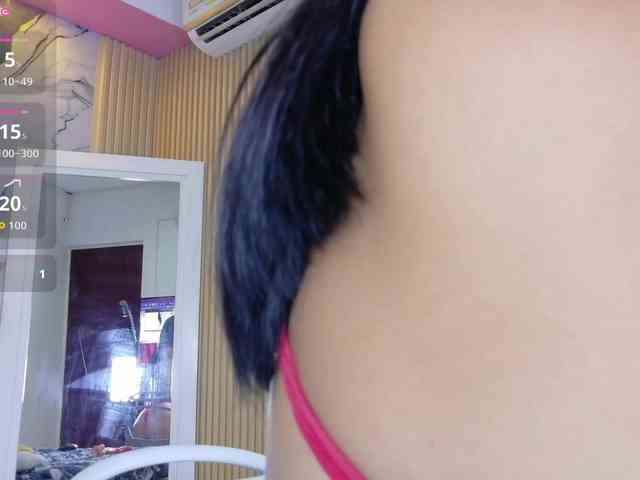 Beautifultattoogirl webcam