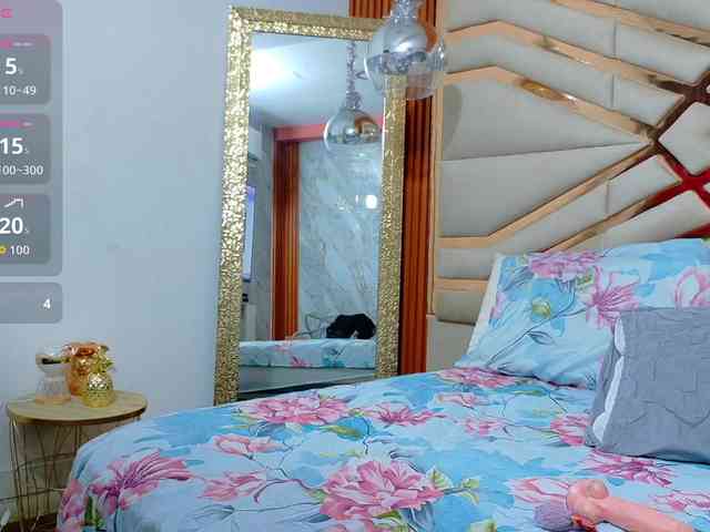 Beautifultattoogirl webcam