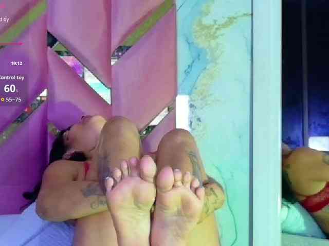 Beautifultattoogirl webcam