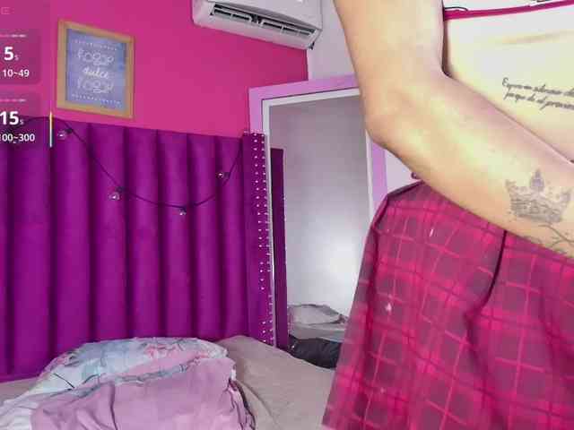 Beautifultattoogirl webcam