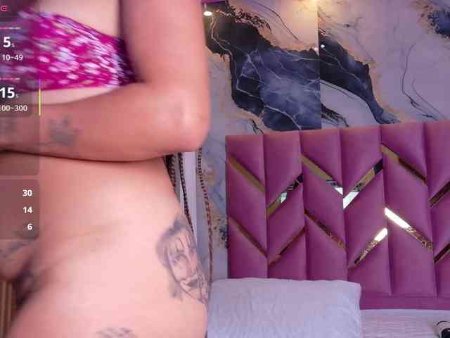 Beautifultattoogirl webcam