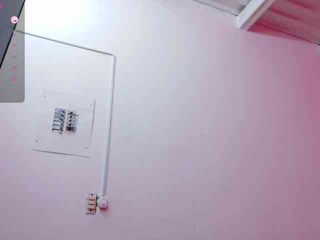 Beautifultattoogirl webcam