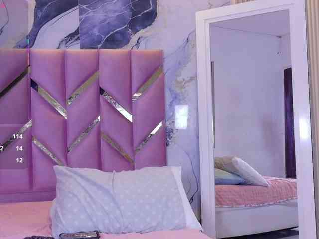 Beautifultattoogirl webcam