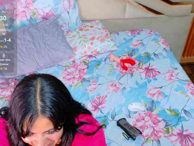 Beautifultattoogirl webcam