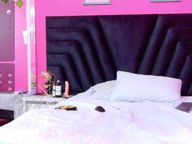 Beautifultattoogirl webcam