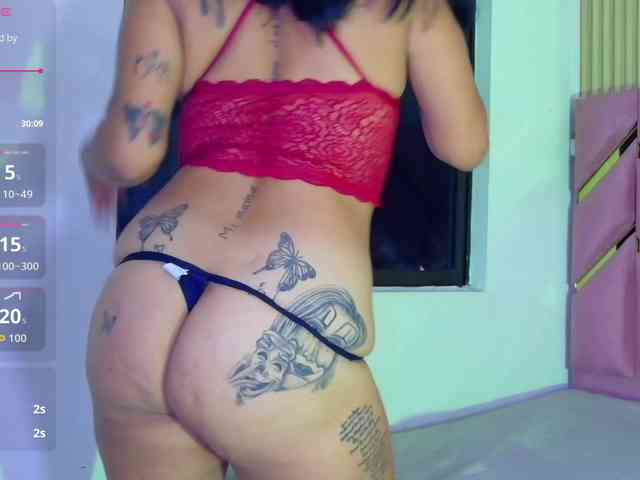 Beautifultattoogirl webcam