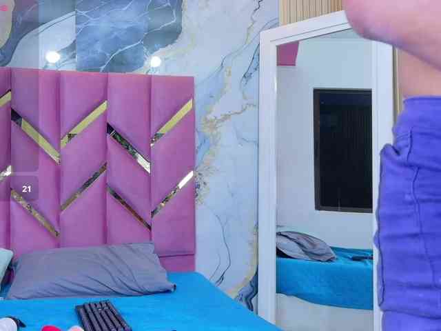 Beautifultattoogirl webcam