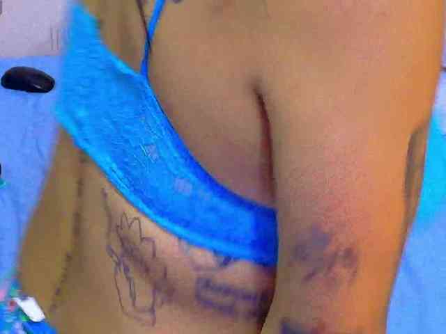 Beautifultattoogirl webcam