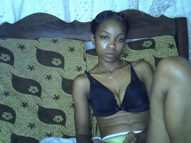 picachou Live Webcam on BongaCams