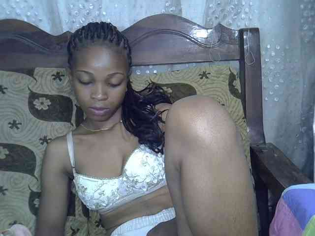 picachou Live Webcam on BongaCams