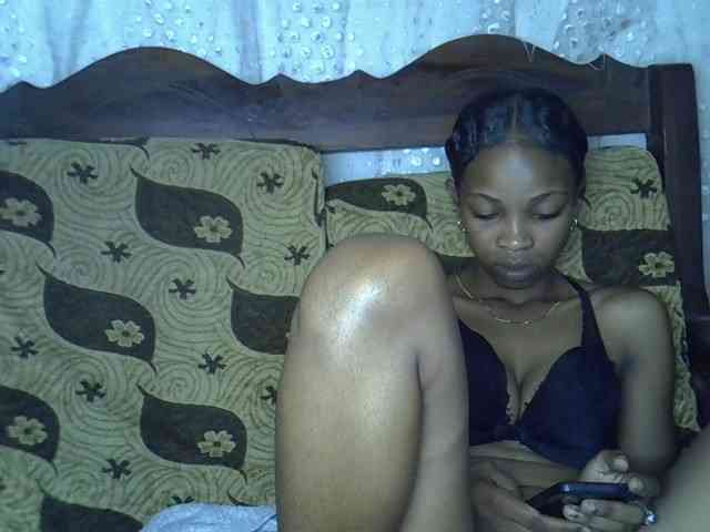 picachou Live Webcam on BongaCams