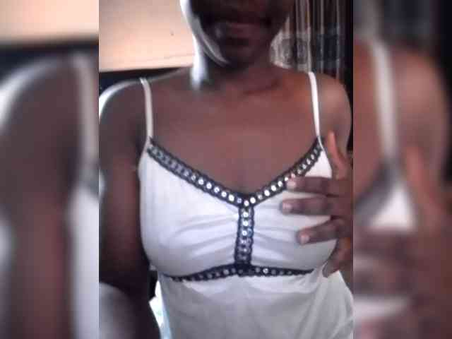 Nigeriamostbeautiful webcam