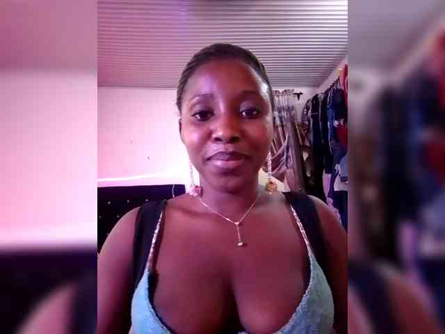 Nigeriamostbeautiful webcam