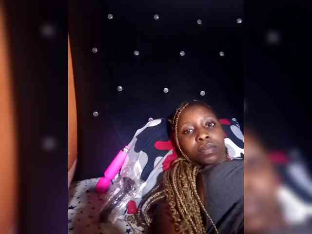 Nigeriamostbeautiful webcam