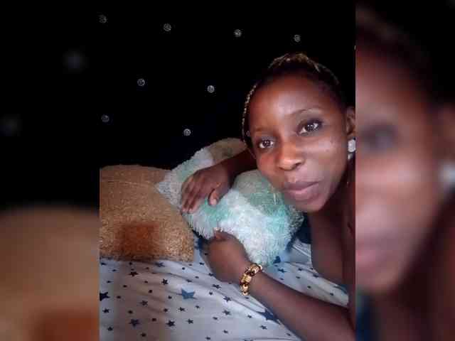 Nigeriamostbeautiful webcam