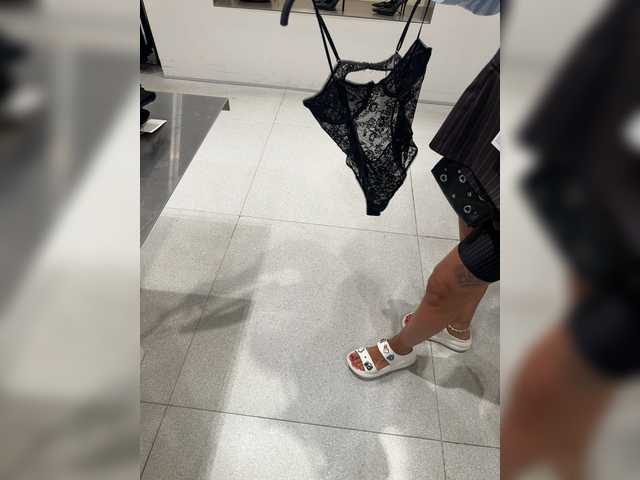 VolnaV – webcam model profile photo