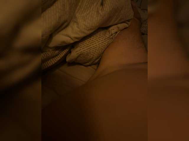 VolnaV Live Cam on BongaCams