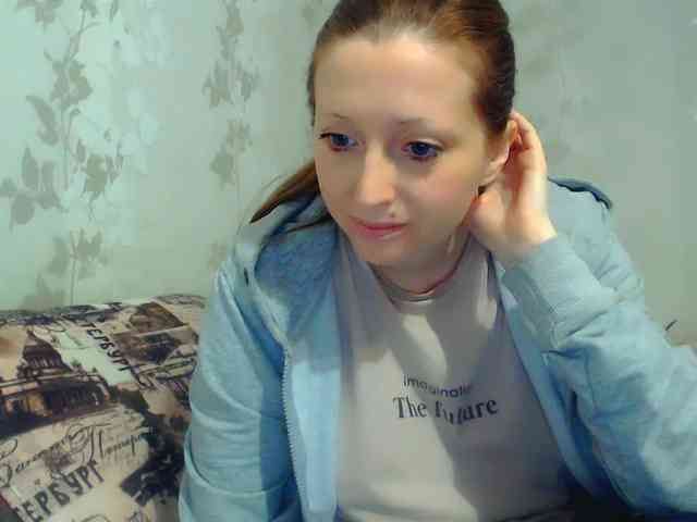 CrystallAngel Live Webcam on BongaCams