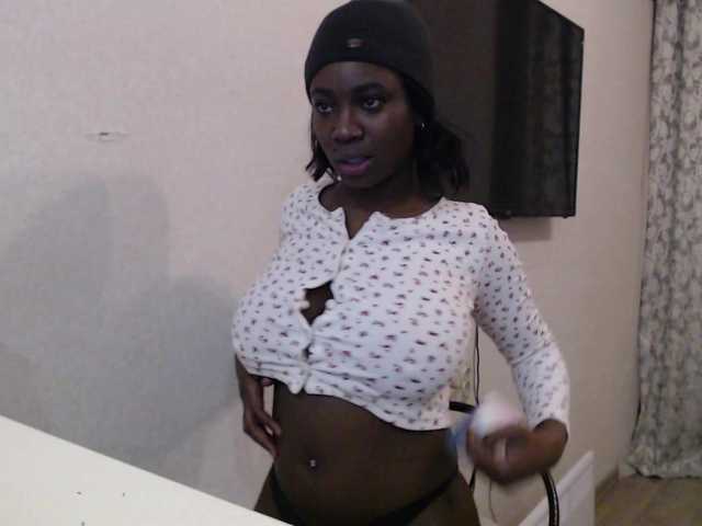 RussianBlackBaby's BongaCams show and profile