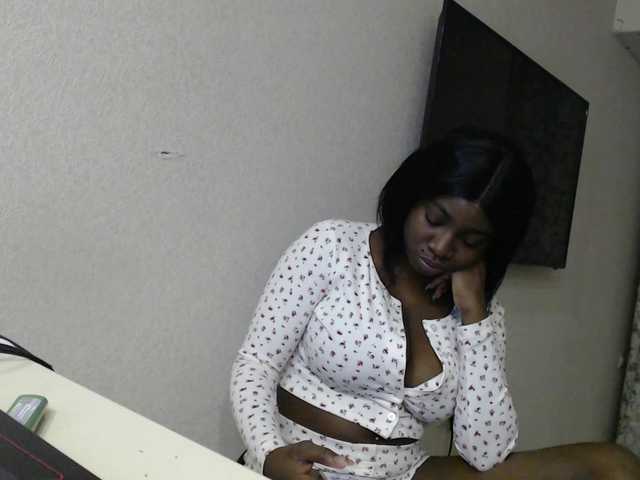 RussianBlackBaby's BongaCams show and profile